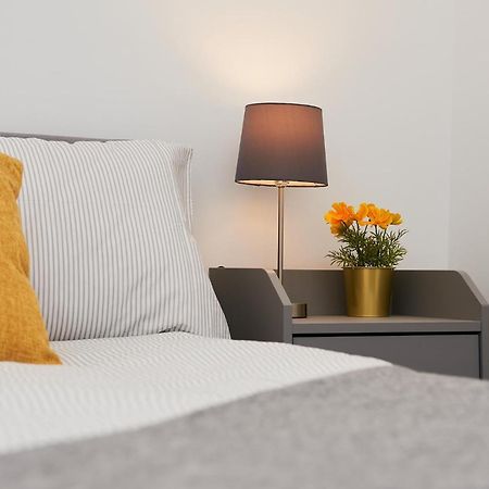 High Spec 2 Bed Apartment W/Parking Available London Exterior foto