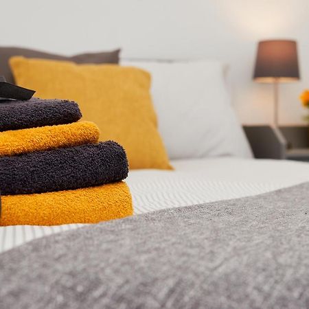 High Spec 2 Bed Apartment W/Parking Available London Exterior foto
