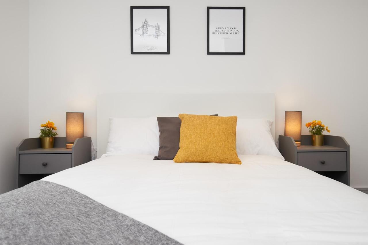 High Spec 2 Bed Apartment W/Parking Available London Exterior foto