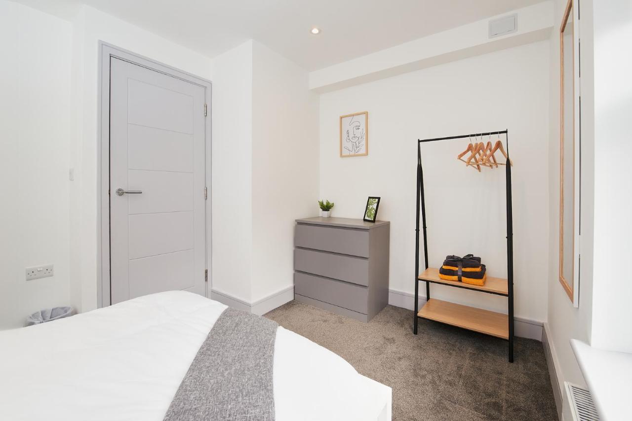 High Spec 2 Bed Apartment W/Parking Available London Exterior foto
