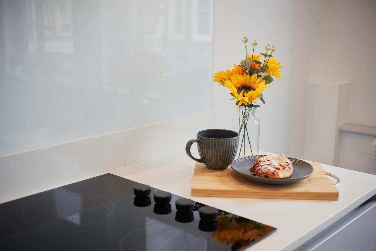High Spec 2 Bed Apartment W/Parking Available London Exterior foto