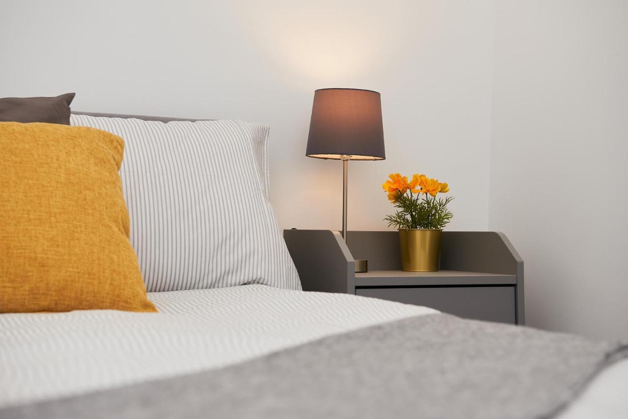 High Spec 2 Bed Apartment W/Parking Available London Exterior foto