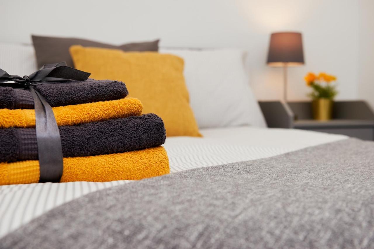 High Spec 2 Bed Apartment W/Parking Available London Exterior foto