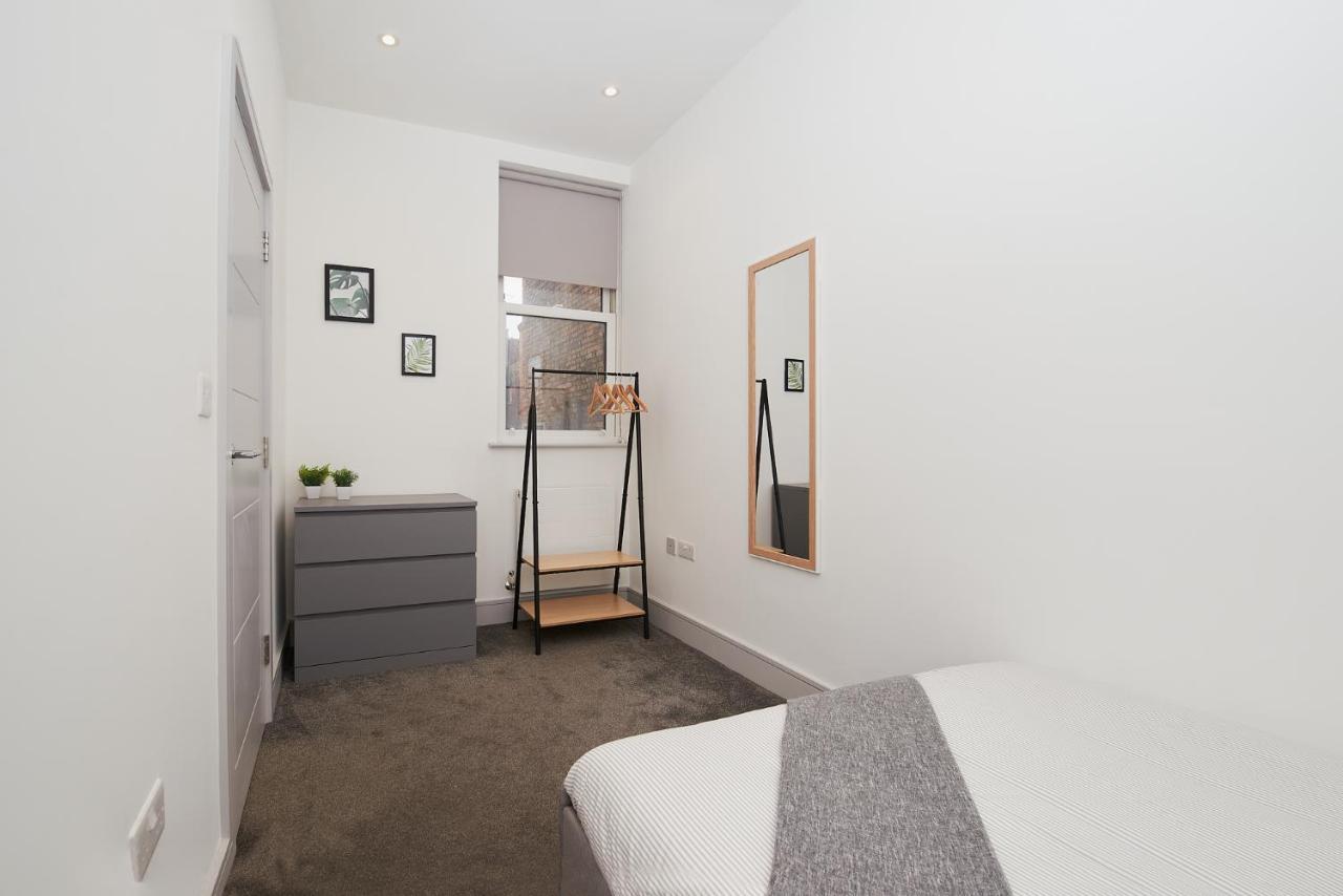 High Spec 2 Bed Apartment W/Parking Available London Exterior foto